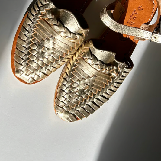 5 conseils pour entretenir vos sandales en cuir sans talon ☀️